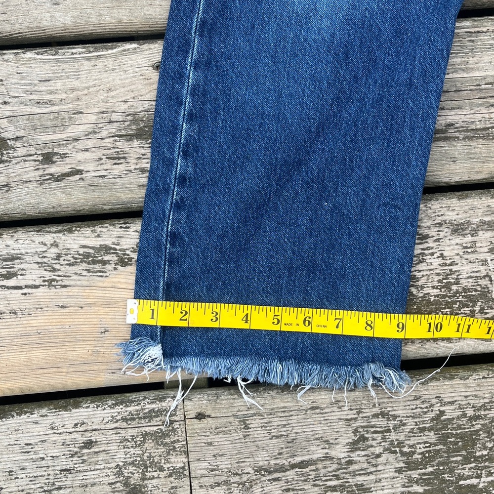 Levi's Women's Straight Leg Jeans in Classic Blue - Picture 12 of 14